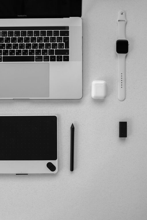 How to Organize Cables and Chargers Neatly: Simple Tips for a Tidy Space